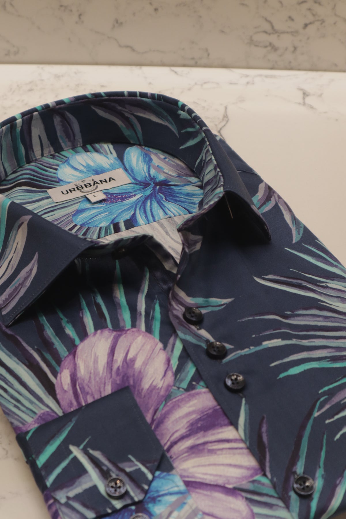 URBBANA shirt with multicolor palm leaf print.