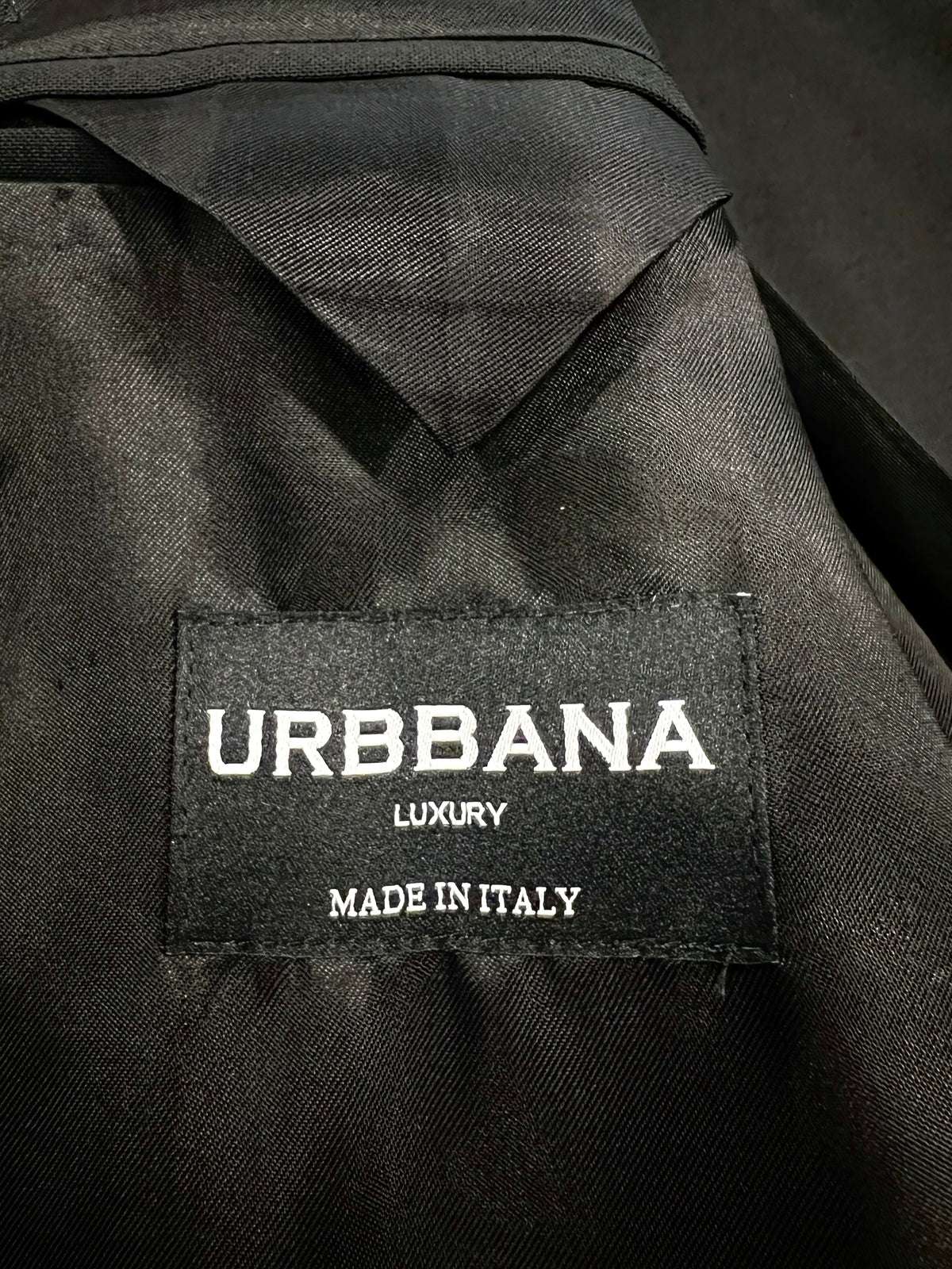 URBBANA Vito black Zegna-cloth suit.