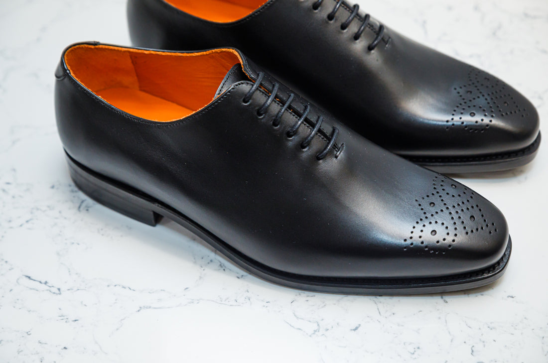 The Gavin Wholecut Shoes - Brogues by Urbbana