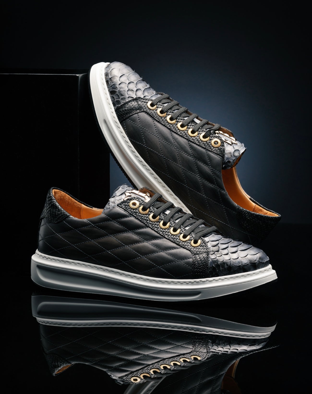 The Danilo Python Sneakers - Grey & Black - Sneaker by Urbbana