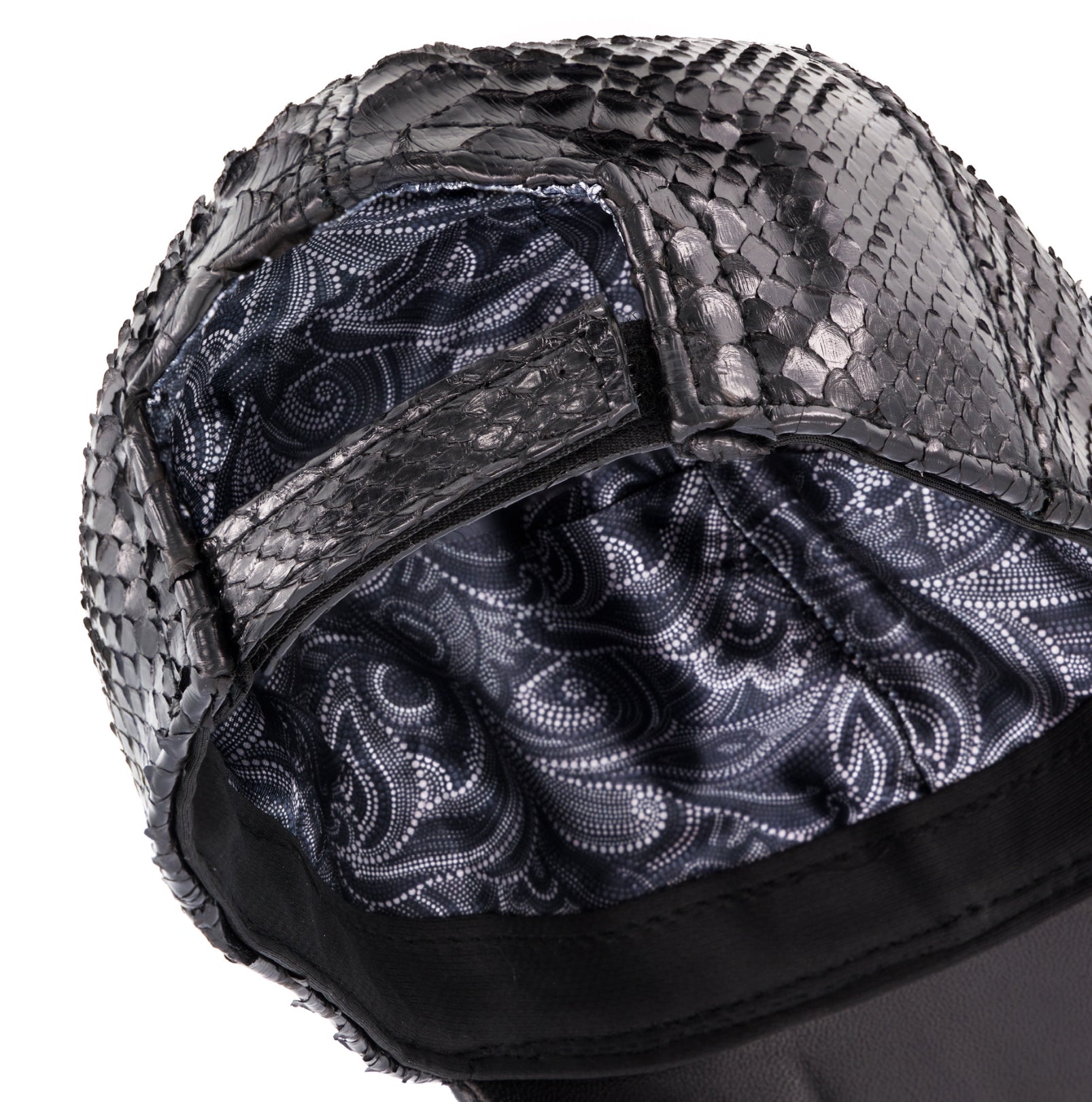 Nuno Python Skin Cap - Black