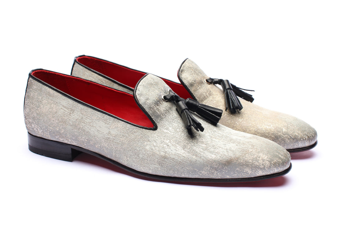 The Showtime Loafers - White/Gold - URBBANA Luxury Loafers