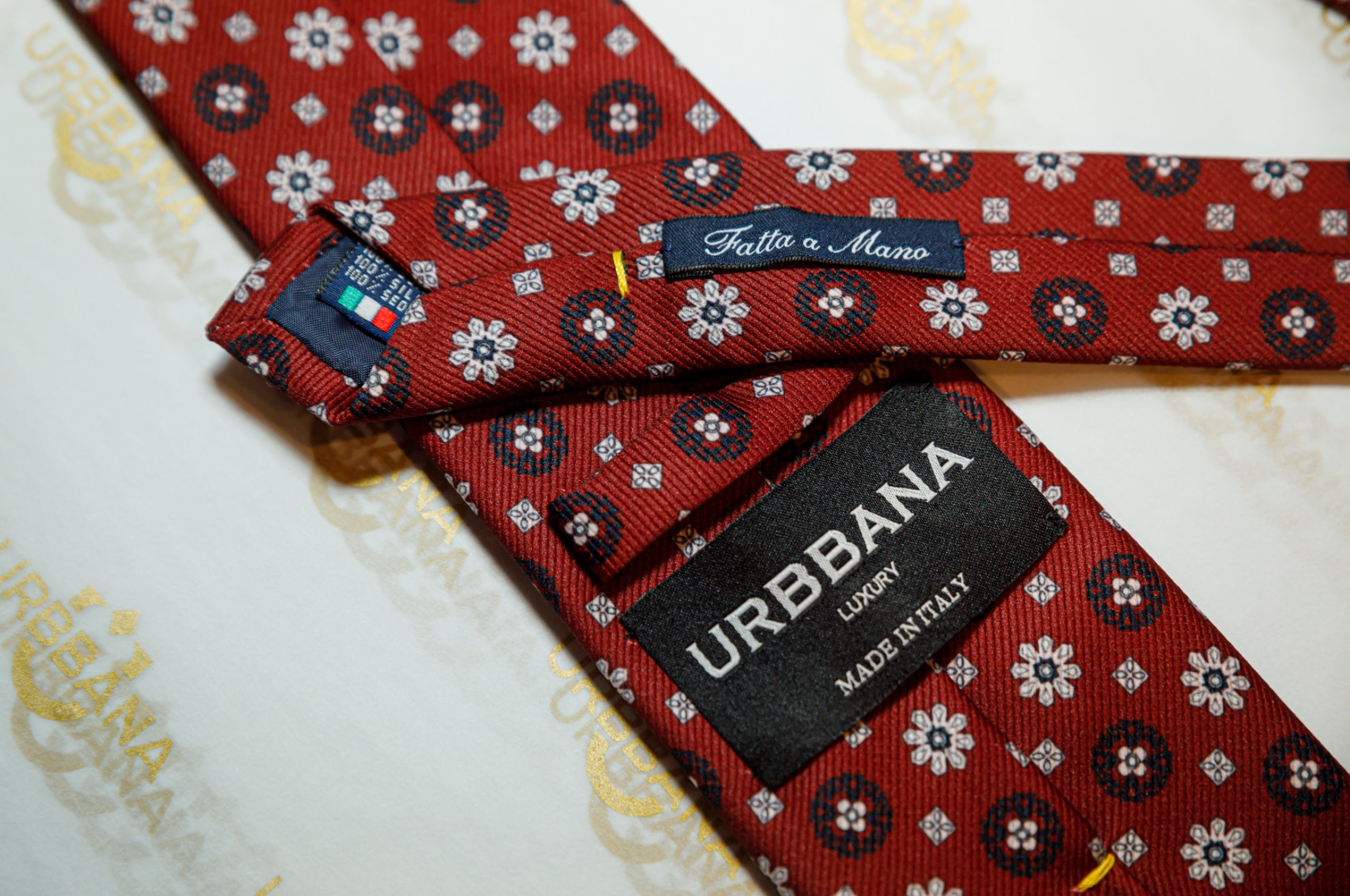 The Hu Silk Tie - Made in Italy